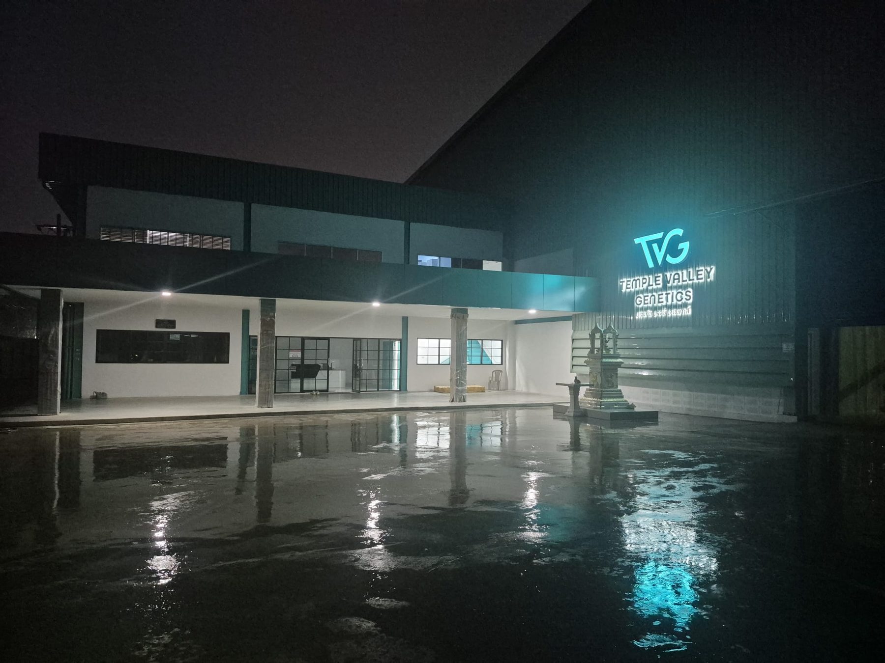 Temple Valley Genetics Bangkok cultivation facility